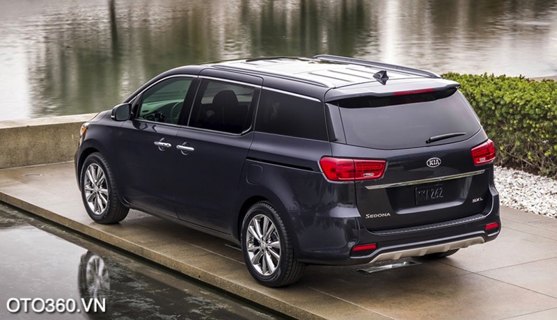 duoi-xe-kia-sedona-2021-oto360-vnn_a.jpg