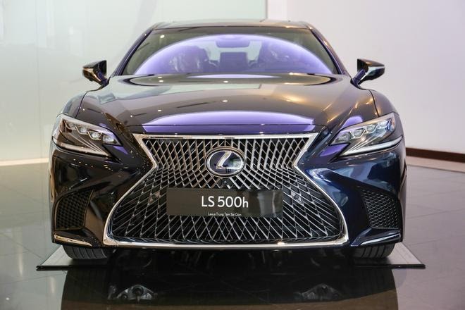 Danh gia xe Lexus LS500h 2021 2022 oto360 vn 660x440 1 - Đánh giá xe Lexus LS 500h 2022: Những cải tiến mới về thiết kế, công năng