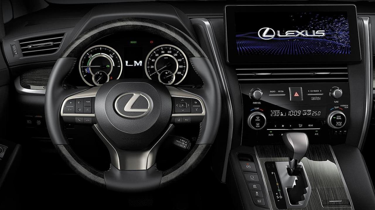 volang xe lexus lm350 1280x720 1 - Đánh giá xe Lexus LM350 2022: Mẫu Minivan 4 chỗ sang trọng dành cho “ông chủ”