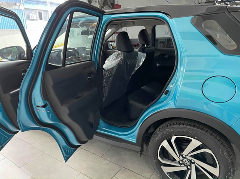 hang ghe sau toyota raize 2022 giaxehoi vn - Đánh giá xe Toyota Raize 2022 - Xe SUV cỡ nhỏ mở ra phân khúc mới tại Việt Nam