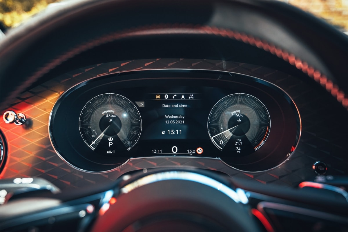 2022 bentley bentayga s 20