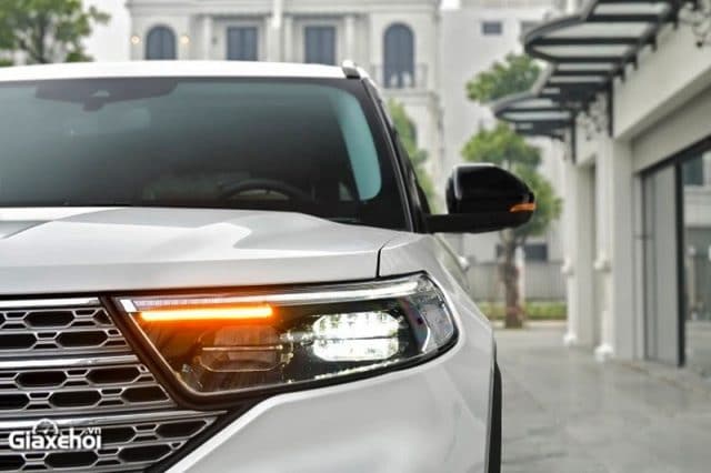 den truoc ford explorer 2022 limited giaxehoi vn 22 640x426 - Giá xe Ford Explorer 2023 lăn bánh khuyến mãi mới nhất