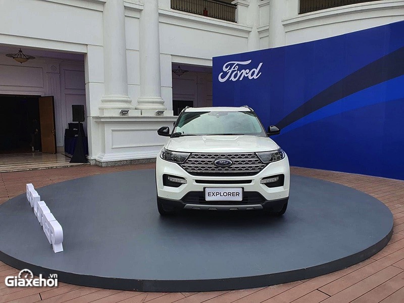 gia xe ford explorer 2022 limited giaxehoi vn 24 - Giá xe Ford Explorer 2023 lăn bánh khuyến mãi mới nhất