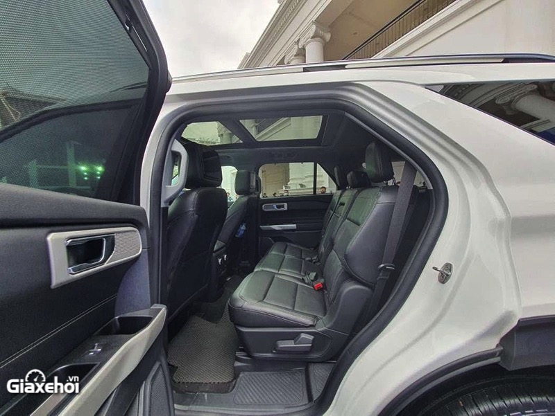 hang ghe thu 2 ford explorer 2022 limited giaxehoi vn 10 - Giá xe Ford Explorer 2023 lăn bánh khuyến mãi mới nhất