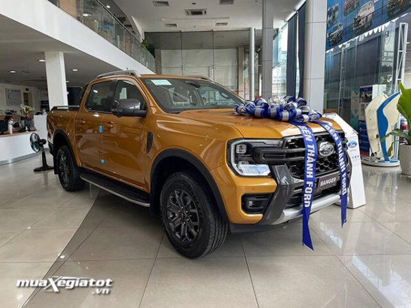 ford-ranger-2023-mau-vang-luxe-muaxegiatot-vn