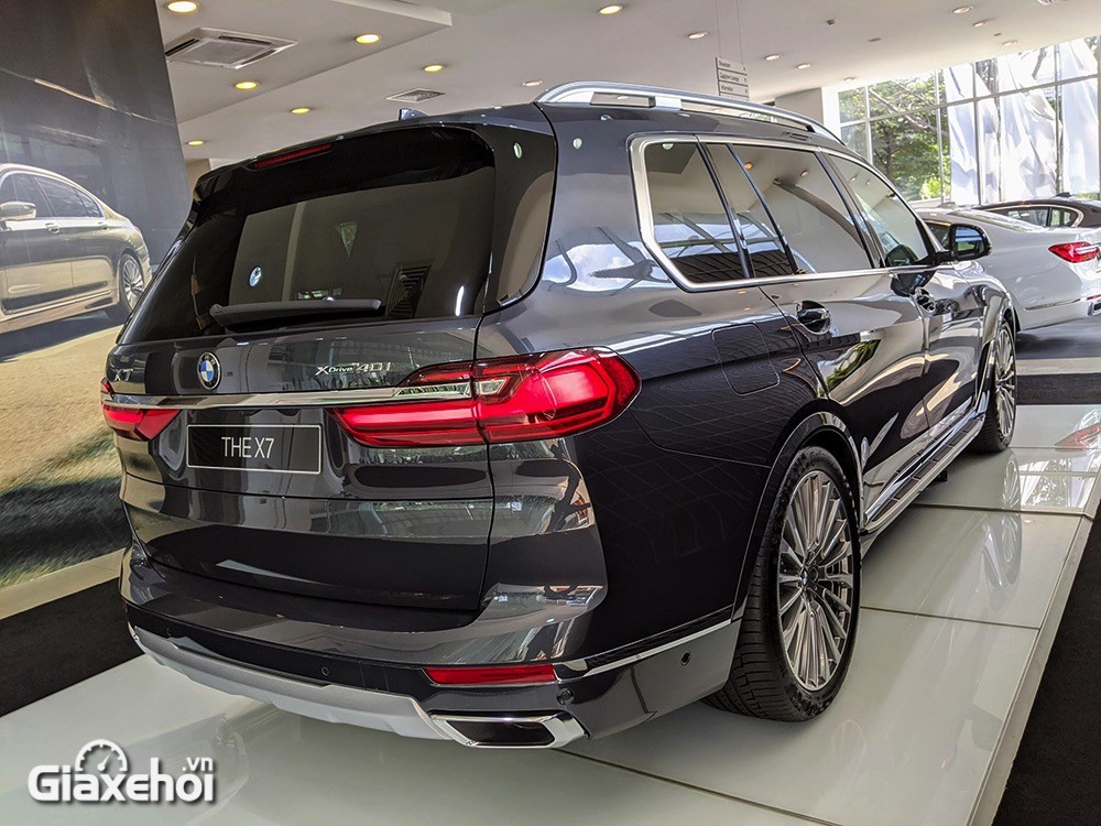 Duoi xe BMW X7 Pure Excellence 2023 Giaxehoi vn 27 1000x750 1