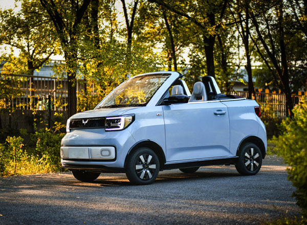 Mở mui đón gió cùng xe Wuling EV mui trần - Trải nghiệm lái xe mới lạ
