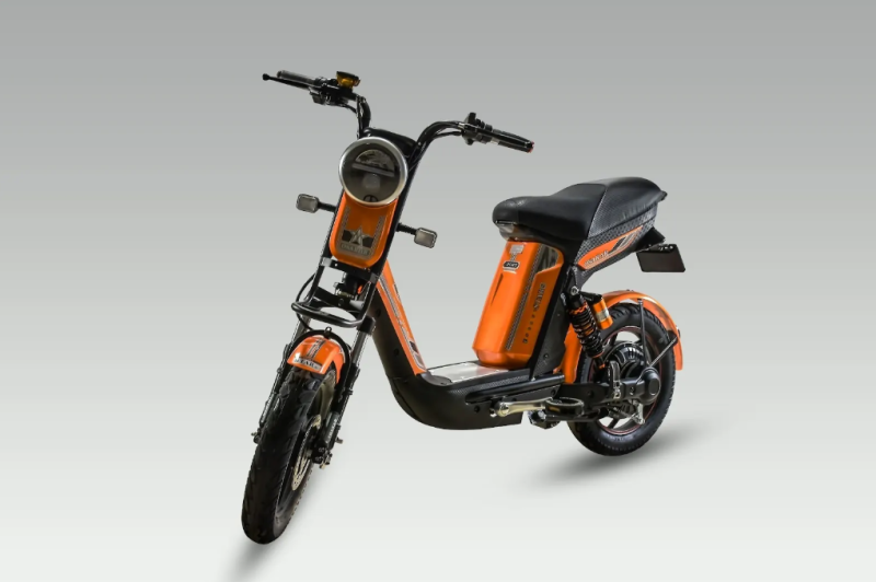 Dưới 18 tuổi có được lái xe máy 110cc không? Giải đáp chi tiết 2 Xe đạp điện phù hợp cho học sinh ở nhiều lứa tuổi, có chi phí vận hành thấp, thân thiện với môi trường nhưng hạn chế về thời gian sạc và quãng đường di chuyển
